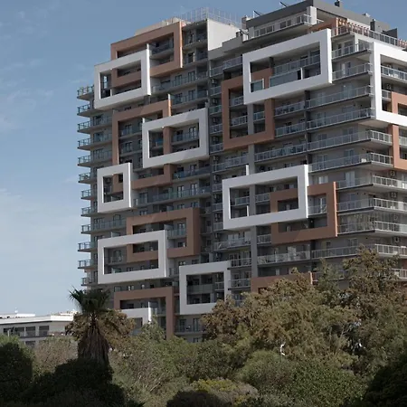 Apartamento Exclusivo Com Piscina E Garagem Na Da Rocha *