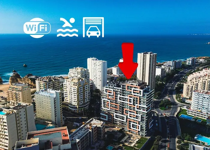 Piscina, Garagem A 5 Min A Pe Da Da Rocha